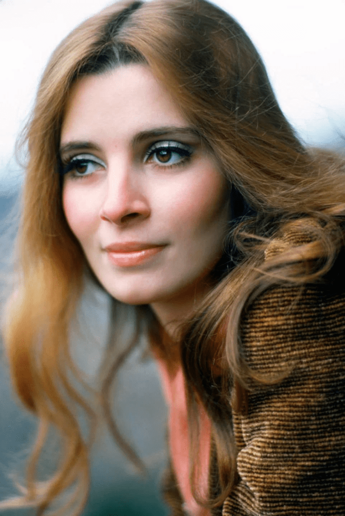 Janet Lupo: The Captivating Legacy of a Glamour Icon Who Redefined Beauty